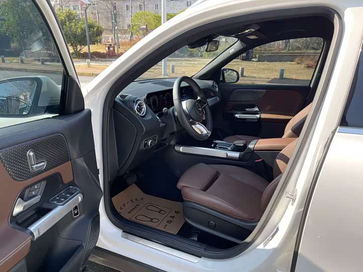 Фото 3 - Mercedes-Benz GLB-Class