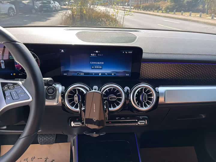 Фото 6 - Mercedes-Benz GLB-Class