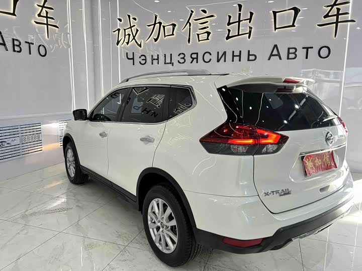 Фото 3 - Nissan X-Trail