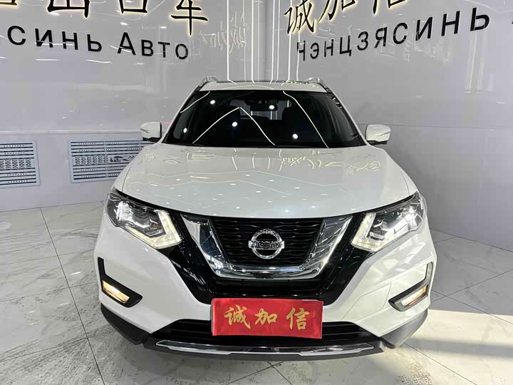 Фото 5 - Nissan X-Trail