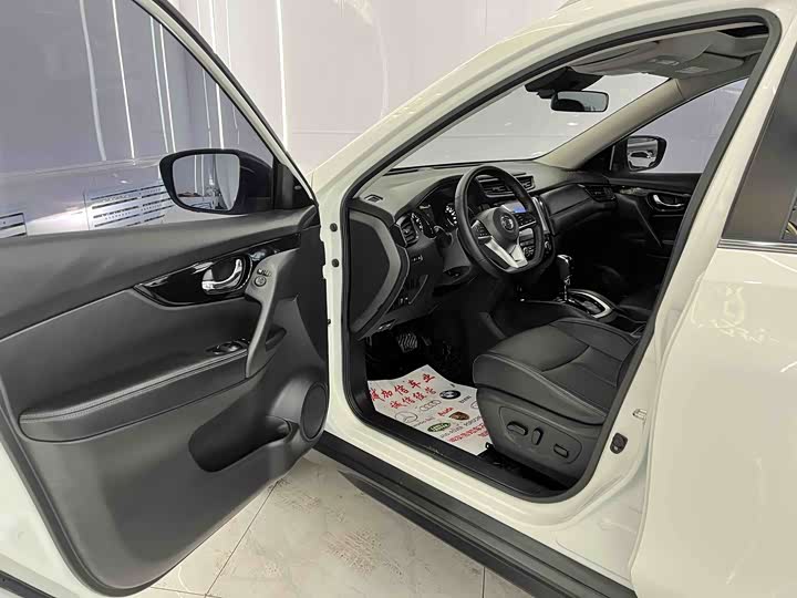 Фото 7 - Nissan X-Trail