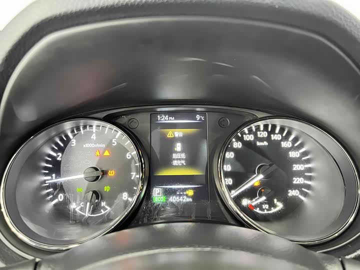 Фото 8 - Nissan X-Trail