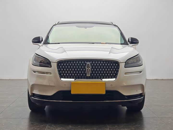 Фото 5 - Lincoln Corsair