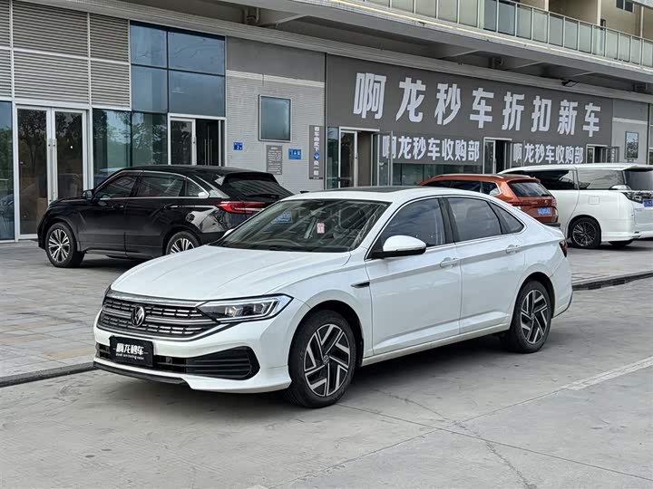 Фото 1 - Volkswagen Sagitar L