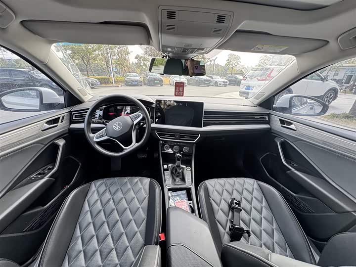 Фото 6 - Volkswagen Sagitar L