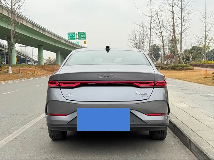 Фото 6 - BYD Qin Plus