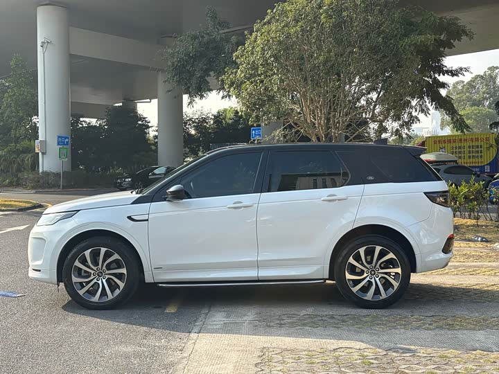 Фото 9 - Land Rover Discovery Sport