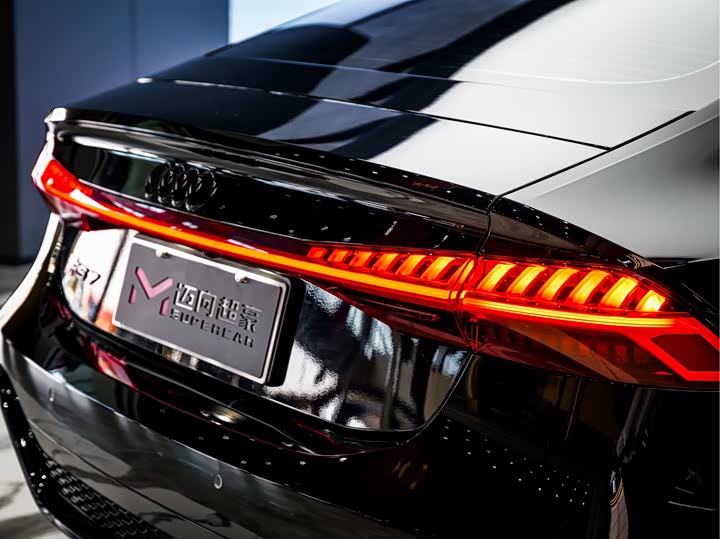 Фото 6 - Audi RS 7