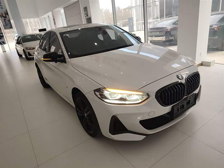 Фото 4 - BMW 1 Series