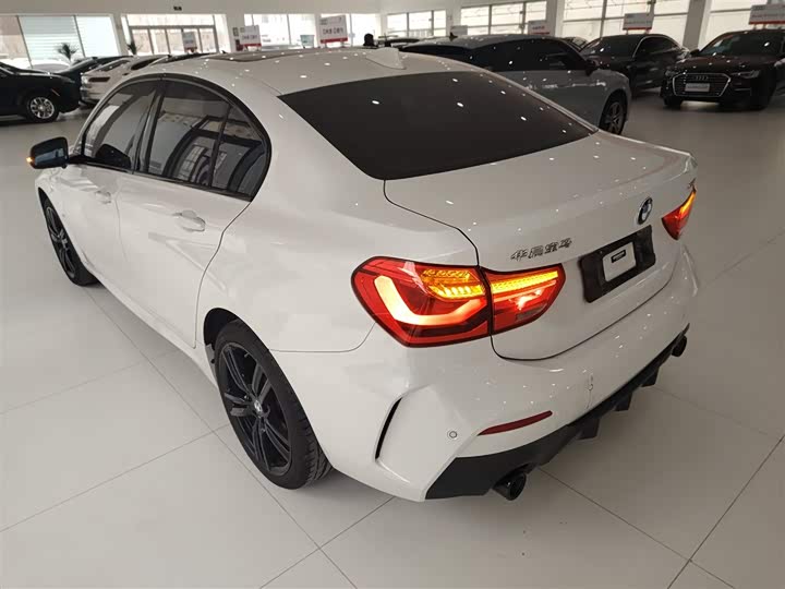 Фото 5 - BMW 1 Series