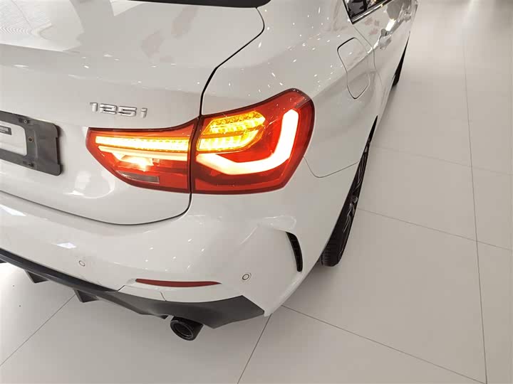 Фото 8 - BMW 1 Series