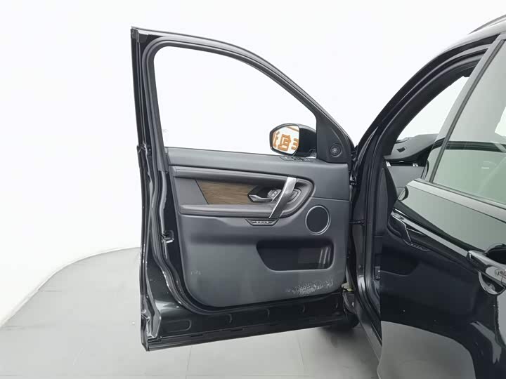 Фото 8 - Land Rover Discovery Sport