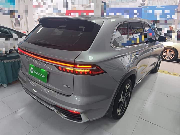 Фото 7 - Geely Monjaro