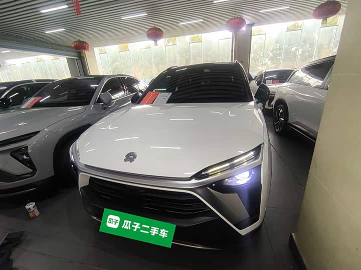 Фото 3 - Nio ES8