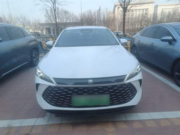 Фото 3 - BYD Qin Plus