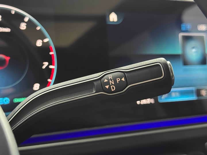 Фото 8 - Mercedes-Benz GLS-Class