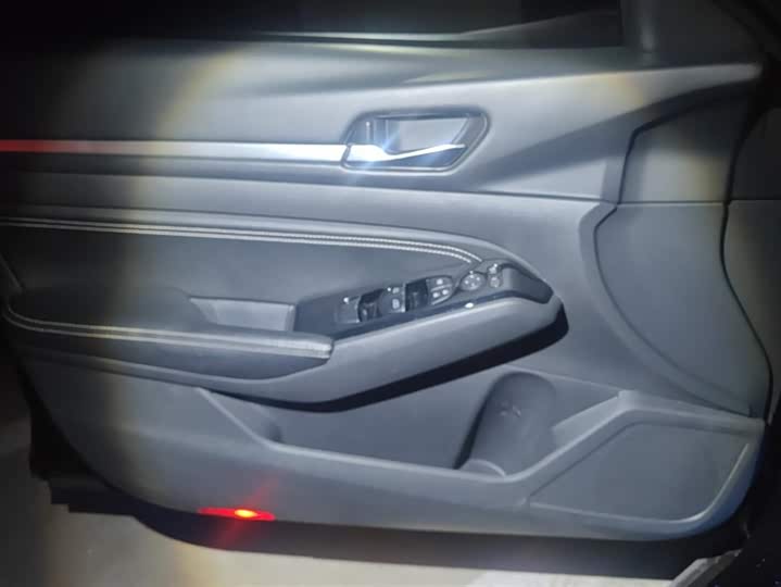 Фото 7 - Nissan Teana