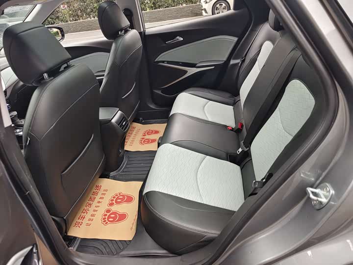 Фото 9 - Chevrolet Menlo