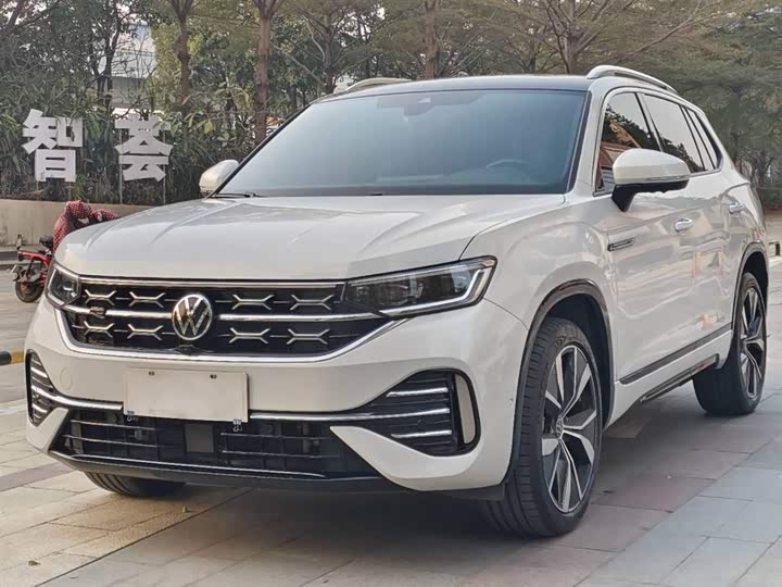 Фото 1 - Volkswagen Tayron