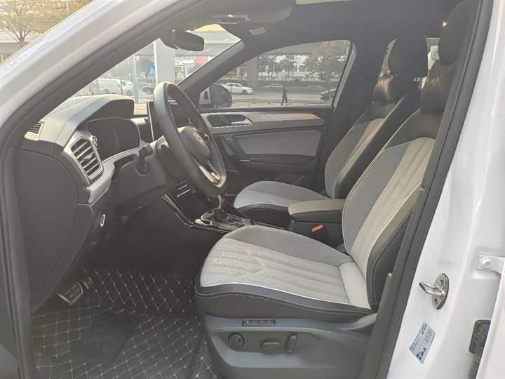 Фото 4 - Volkswagen Tayron