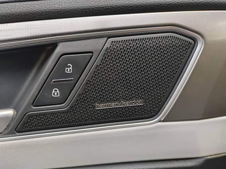 Фото 8 - Volkswagen Tayron