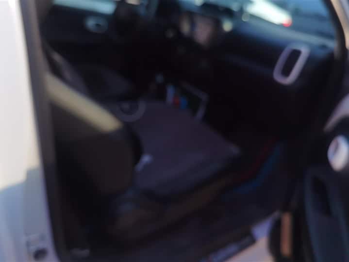 Фото 8 - Roewe Clever