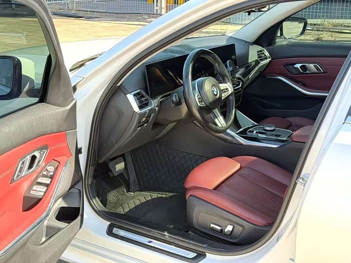 Фото 4 - BMW 3 Series