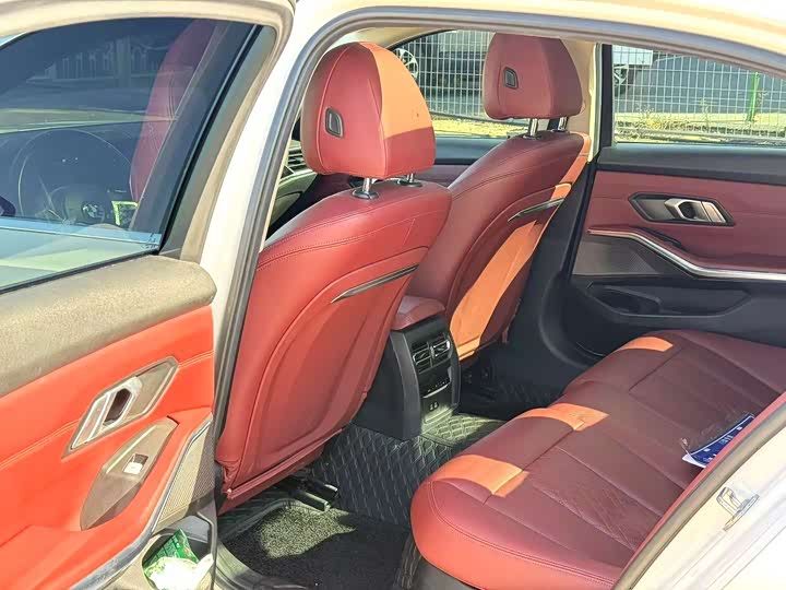 Фото 6 - BMW 3 Series