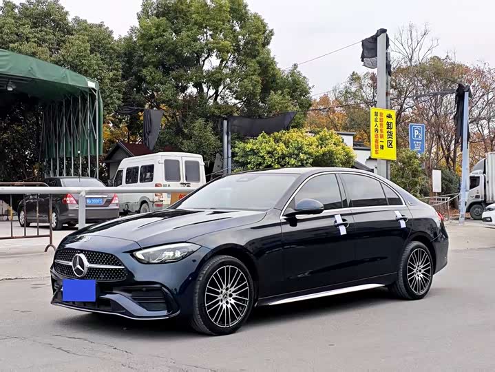 Фото 1 - Mercedes-Benz C-Class