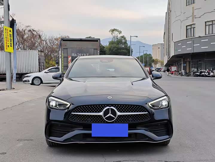 Фото 4 - Mercedes-Benz C-Class