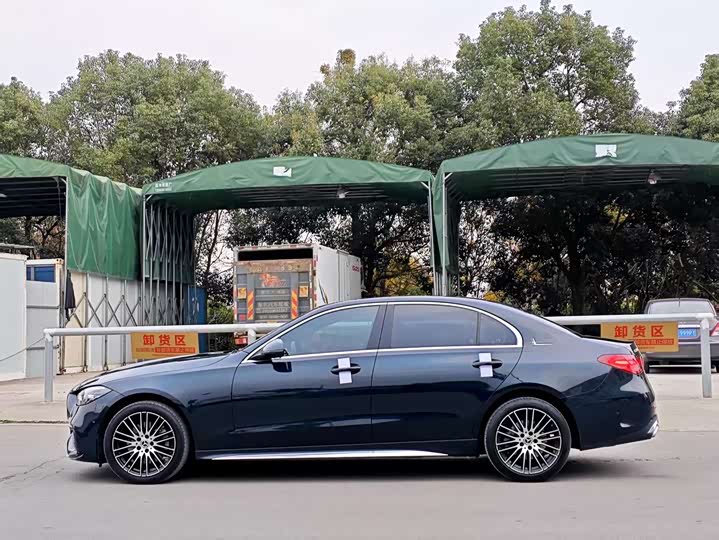 Фото 9 - Mercedes-Benz C-Class