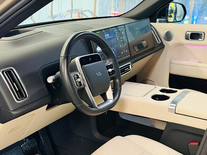 Фото 4 - LiXiang L9