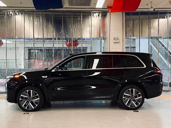 Фото 6 - LiXiang L9