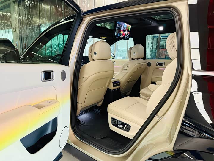 Фото 7 - LiXiang L9