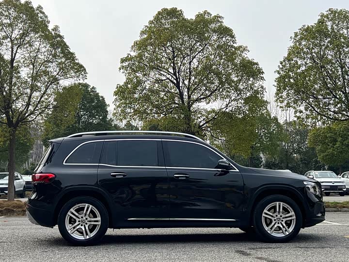 Фото 4 - Mercedes-Benz GLB-Class