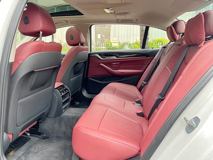 Фото 7 - BMW 5 Series