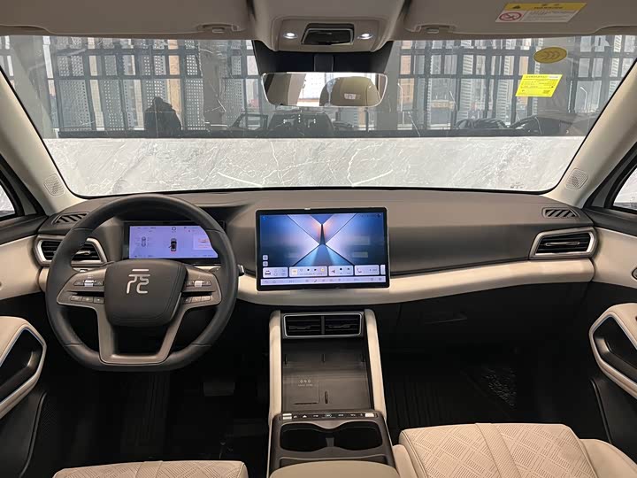 Фото 5 - BYD Yuan Up