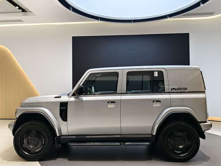 Фото 2 - Chery iCar V23