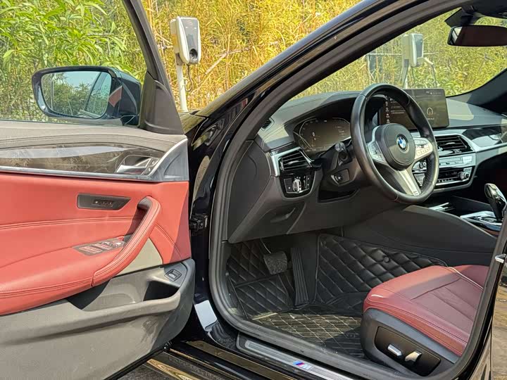 Фото 4 - BMW 5 Series