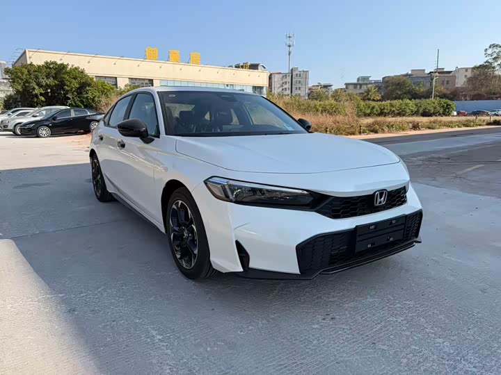 Фото 2 - Honda Civic