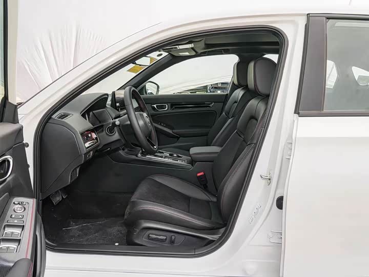 Фото 3 - Honda Civic