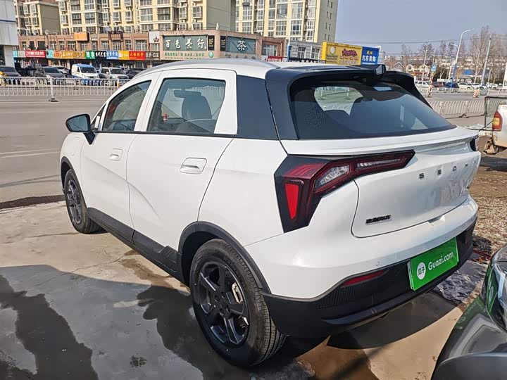 Фото 5 - Geely Geometry E Firefly