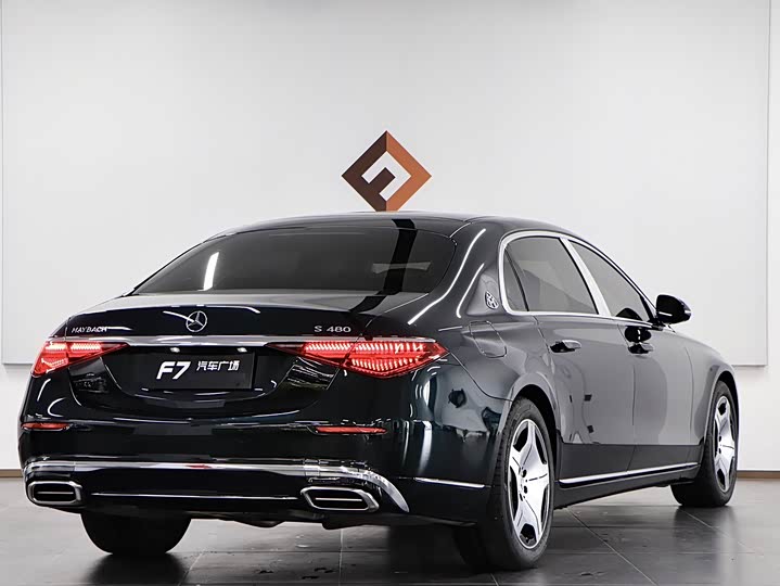 Фото 6 - Mercedes-Benz Maybach S-Class