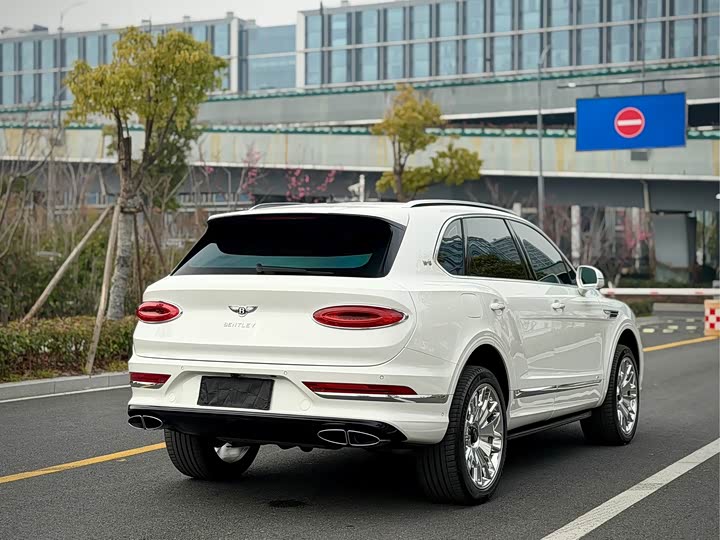 Фото 5 - Bentley Bentayga