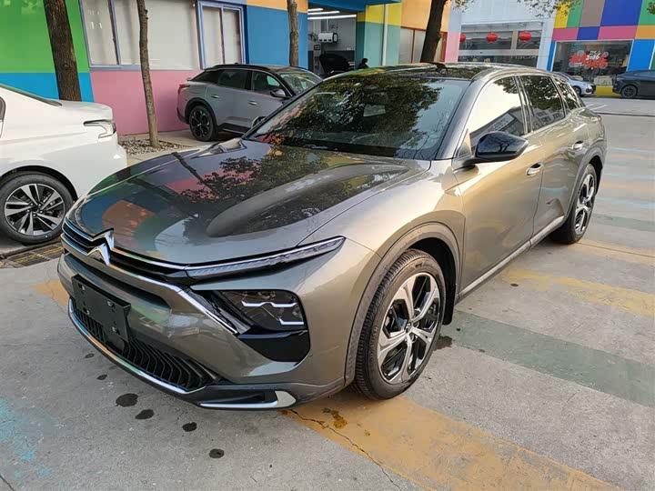 Фото 2 - Citroen C5 X