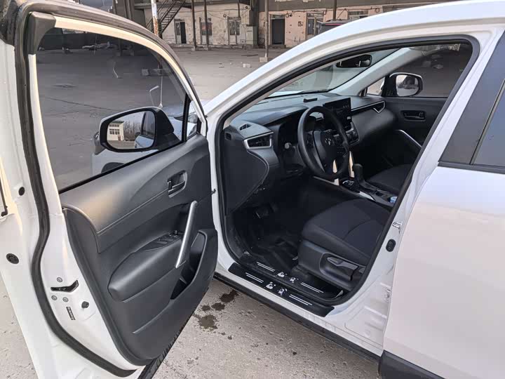 Фото 7 - Toyota Corolla Cross