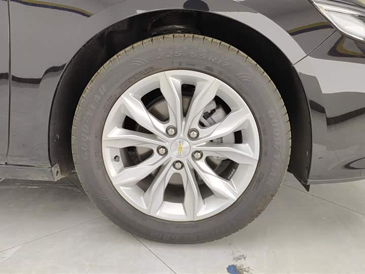 Фото 6 - Chevrolet Malibu XL