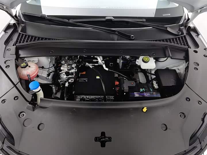 Фото 6 - BYD Yuan Plus