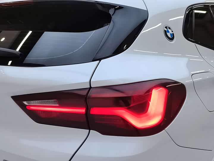 Фото 8 - BMW X2