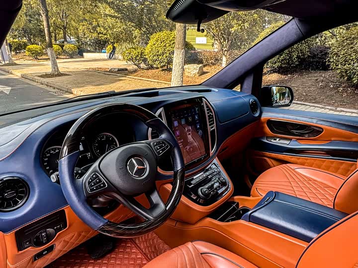 Фото 2 - Mercedes-Benz Vito